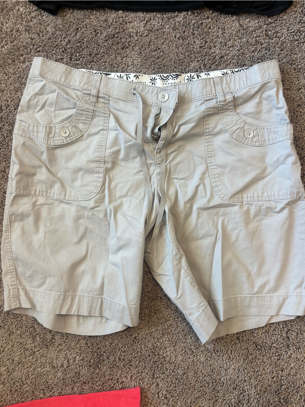 Lee Women's Light Grey Pocket Bermuda Shorts